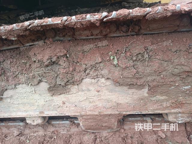 左側(cè)行走馬達蓋板（行走機構(gòu)）