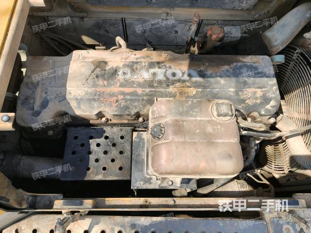 發(fā)動機室（上車部件）