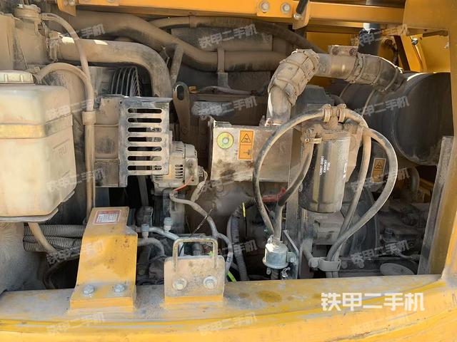 發(fā)動(dòng)機(jī)整體俯視（整機(jī)外觀）