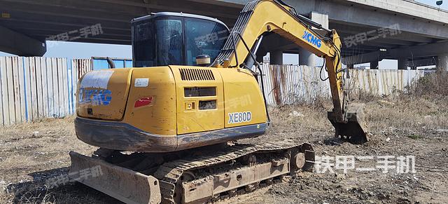 整機(jī)右后45°(整機(jī)外觀) 整機(jī)右后45°(整機(jī)外觀)