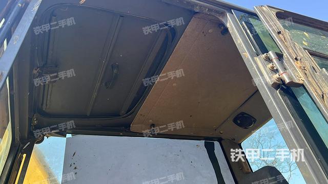 頂棚整體（駕駛室部分）