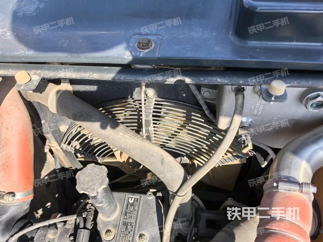 水箱+風(fēng)扇特寫(上車部件) 水箱+風(fēng)扇特寫(上車部件)