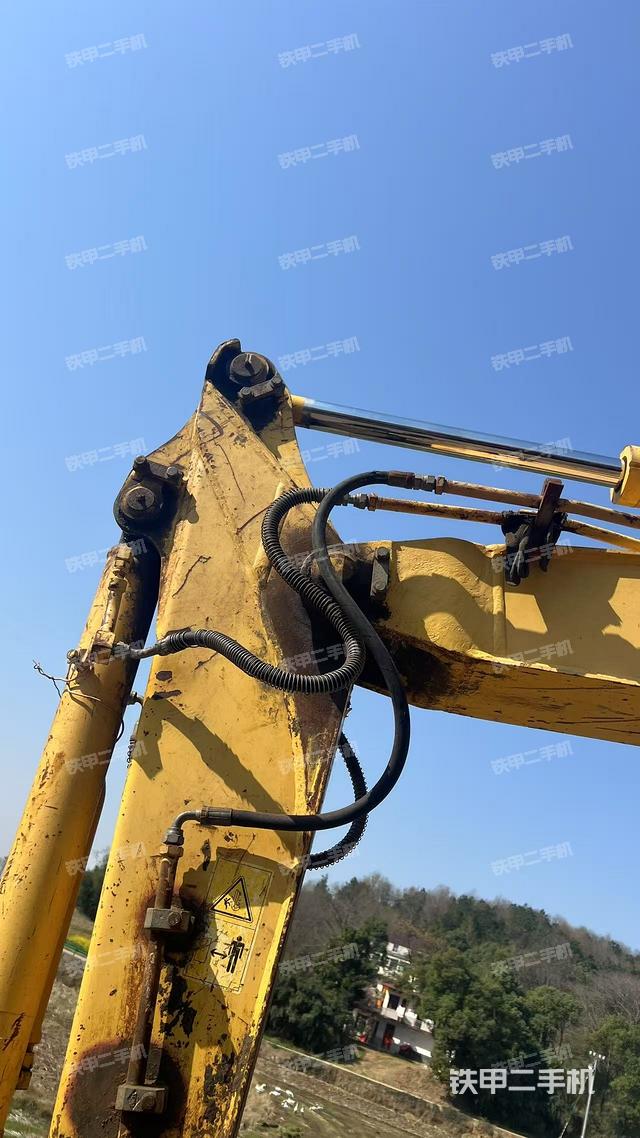 小臂整體右前（工作和回轉(zhuǎn)裝置）