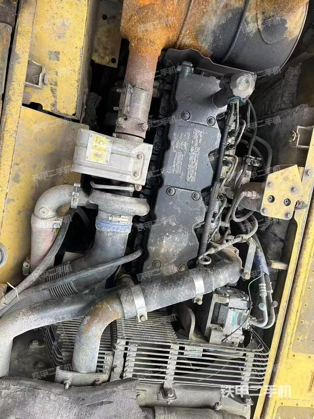 發(fā)動(dòng)機(jī)整體俯視（整機(jī)外觀）