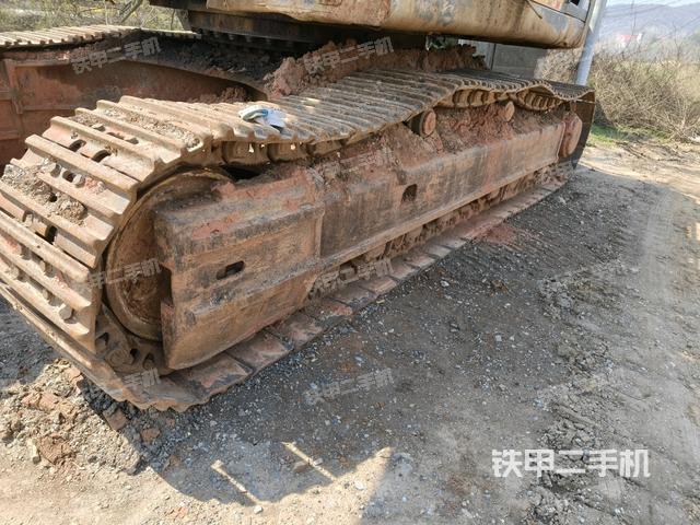 左側(cè)履帶整體?（行走機構(gòu)）