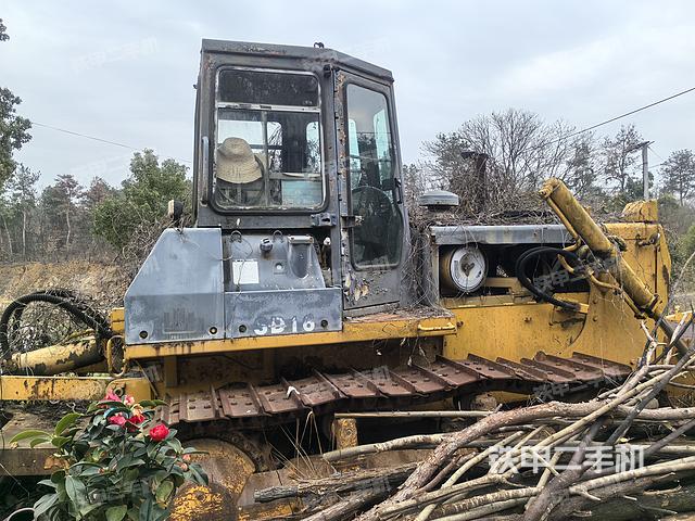 整机右侧（设备外观及核心部件）