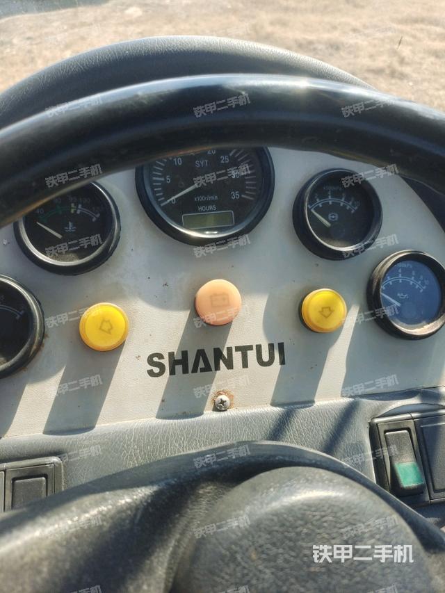 操作把手（壓路機(jī)駕駛室）