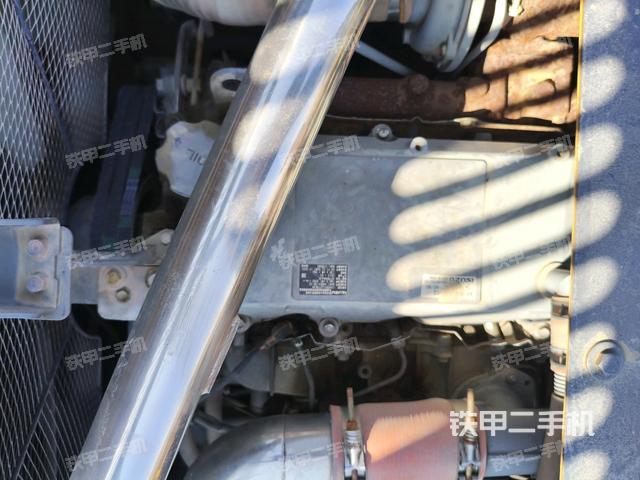 發(fā)動機室(上車部件) 發(fā)動機室(上車部件)
