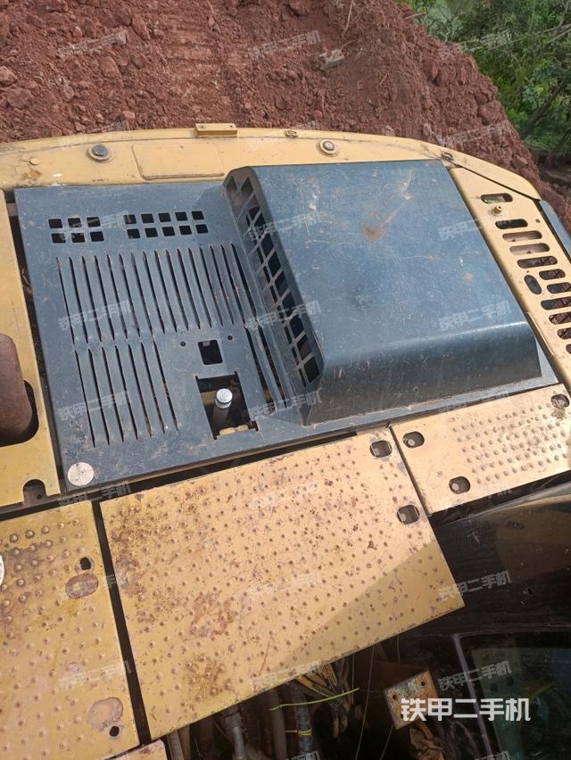 駕駛室頂部俯視（上車部件）