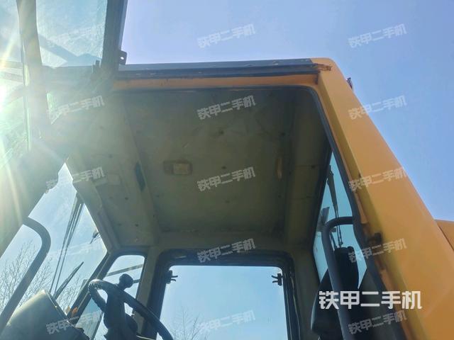 駕駛室外頂全景（壓路機(jī)駕駛室）