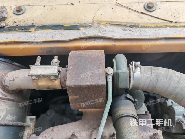 增壓器特寫(xiě)(上車部件) 增壓器特寫(xiě)(上車部件)
