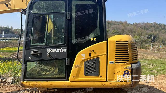 ?駕駛室正側(cè)（駕駛室部分）