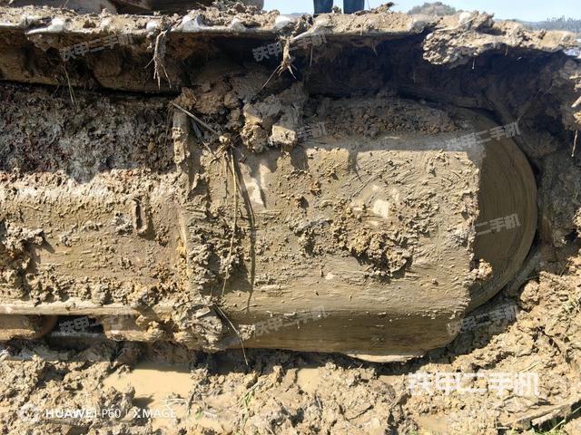 左側(cè)行走馬達(dá)蓋板（行走機(jī)構(gòu)）