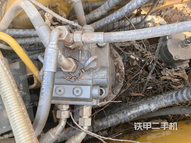 回轉(zhuǎn)馬達(dá)（上車部件）