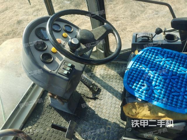 后玻璃角標(biāo)（壓路機(jī)駕駛室）