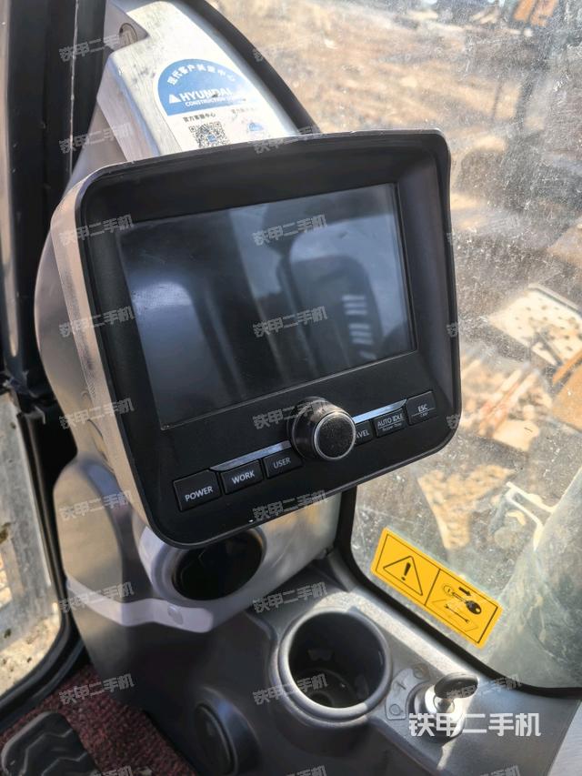 顯示屏?（駕駛室部分）