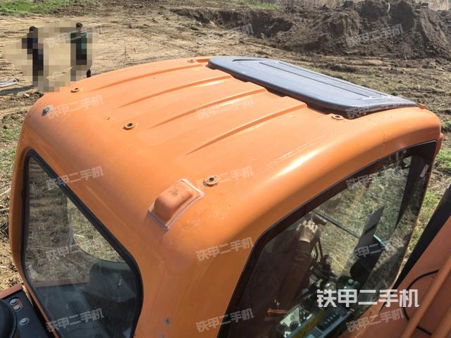 駕駛室頂部俯視(上車部件) 駕駛室頂部俯視(上車部件)