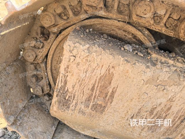 左驅(qū)動(dòng)輪(行走機(jī)構(gòu)) 左驅(qū)動(dòng)輪(行走機(jī)構(gòu))