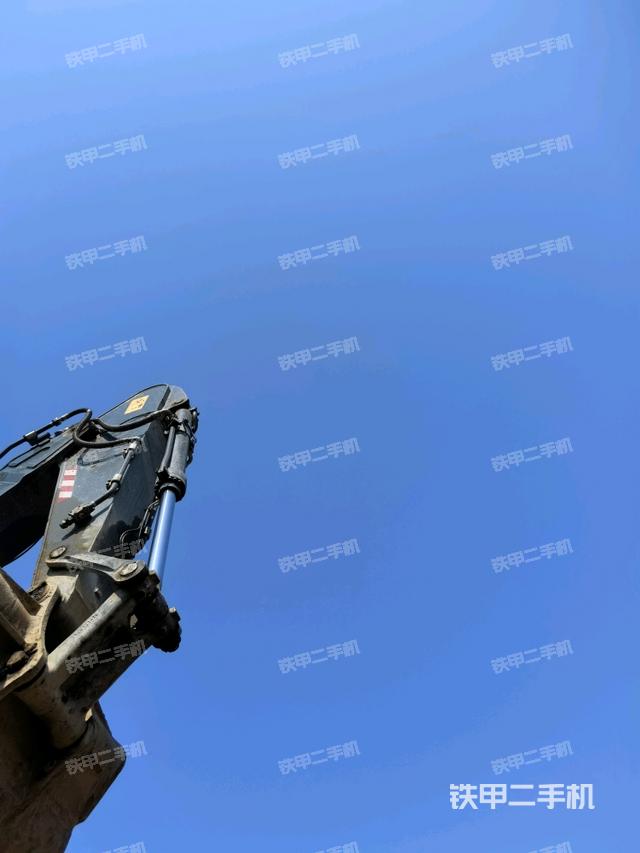 小臂整體左后（工作和回轉裝置）