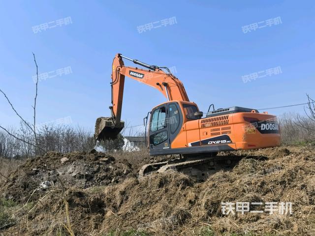 左后45(整機(jī)外觀) 左后45(整機(jī)外觀)