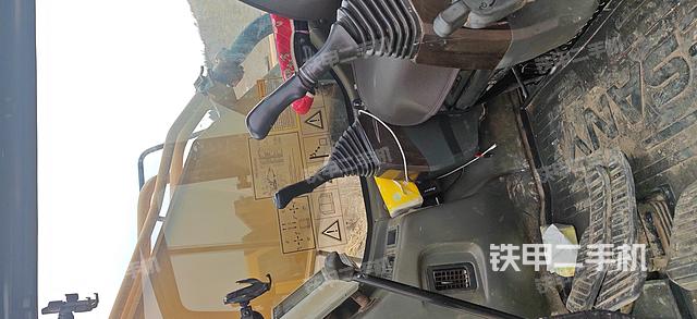 駕駛室整體（整機(jī)外觀）