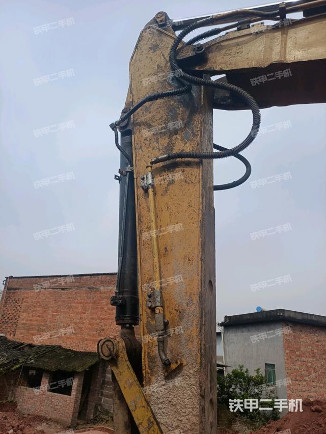 小臂整體左后（工作和回轉(zhuǎn)裝置）