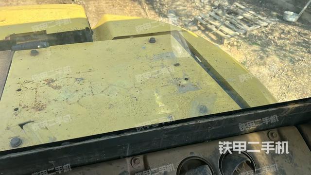 后窗玻璃角標(biāo)（駕駛室部分）