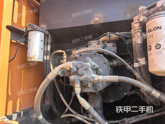 液壓泵室(大件艙室) 液壓泵室(大件艙室)