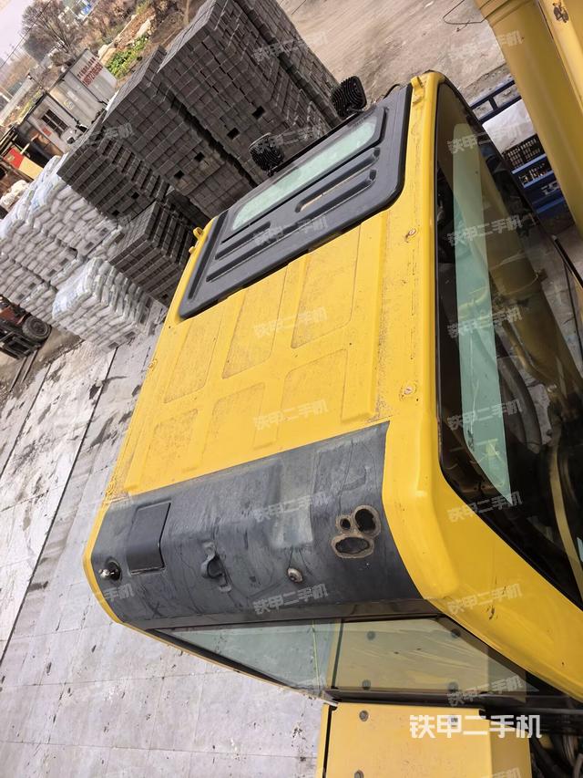 驾驶室顶部俯视（上车部件）