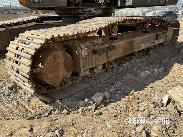 單側(cè)履帶整體（整機外觀）