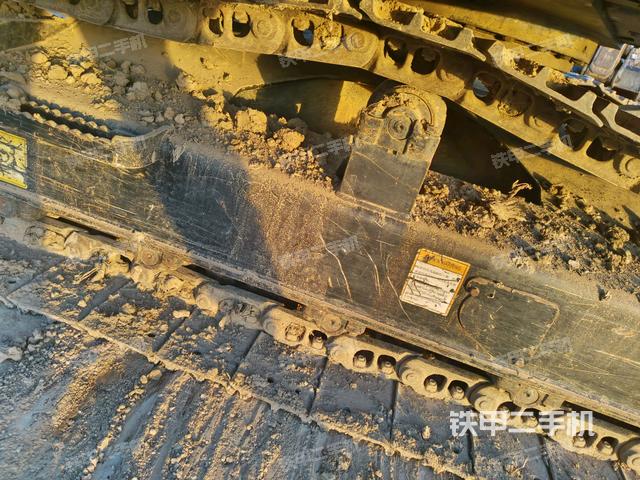 右導向輪(行走機構) 右導向輪(行走機構)