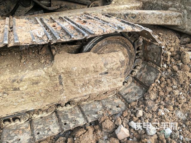 左導(dǎo)向輪（行走機(jī)構(gòu)）