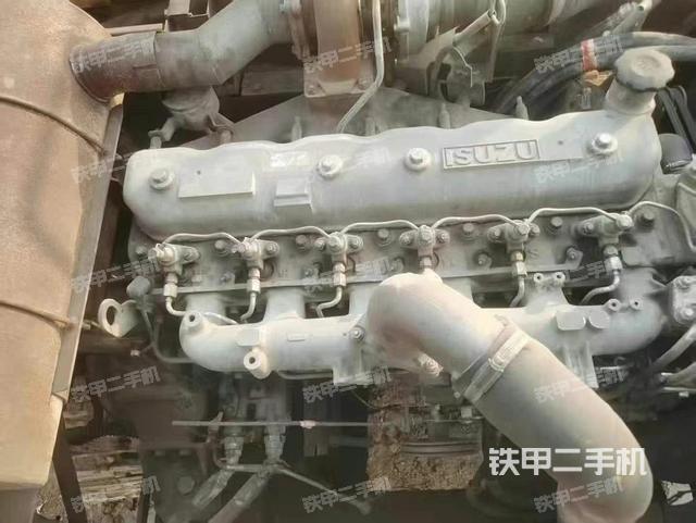 發(fā)動(dòng)機(jī)整體俯視(整機(jī)外觀) 發(fā)動(dòng)機(jī)整體俯視(整機(jī)外觀)