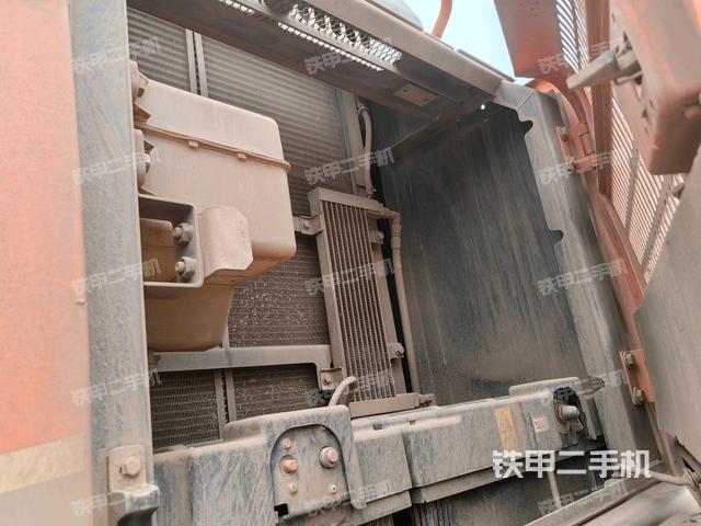 散熱器正面（大件艙室）