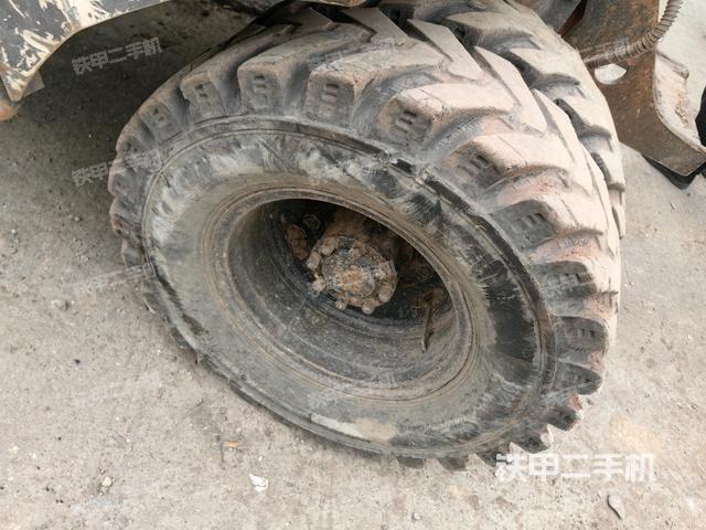 右驅(qū)動輪(行走機(jī)構(gòu)) 右驅(qū)動輪(行走機(jī)構(gòu))