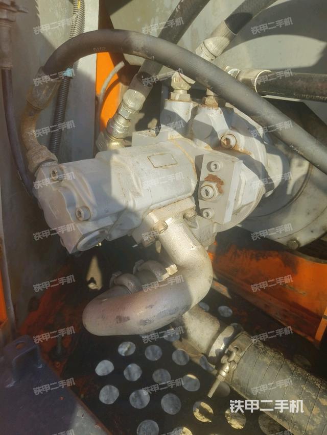 液壓泵室（大件艙室）