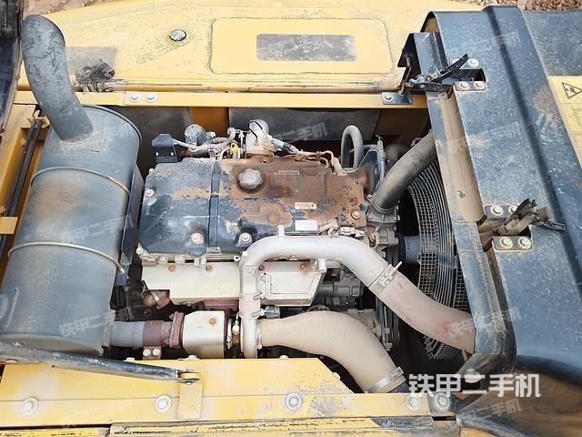 发动机整体俯视（整机外观）