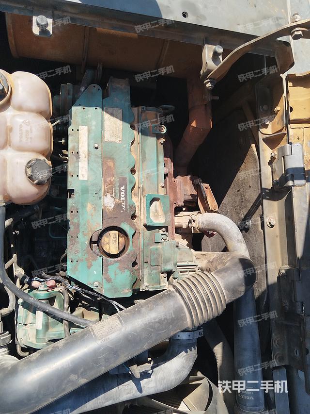 发动机整体俯视（整机外观）