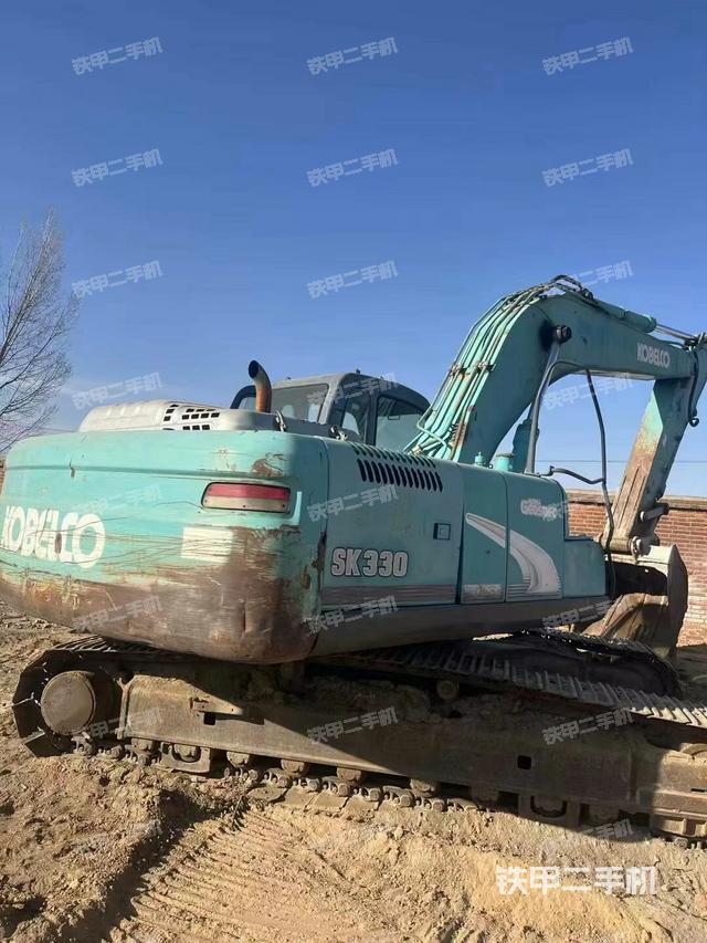 整機右后45°(整機外觀) 整機右后45°(整機外觀)