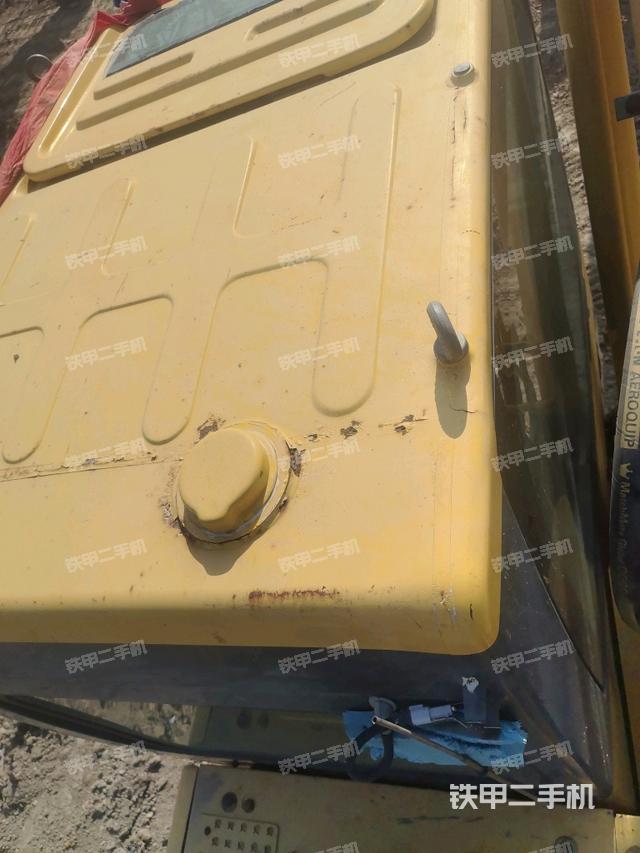 駕駛室頂部俯視(上車部件) 駕駛室頂部俯視(上車部件)