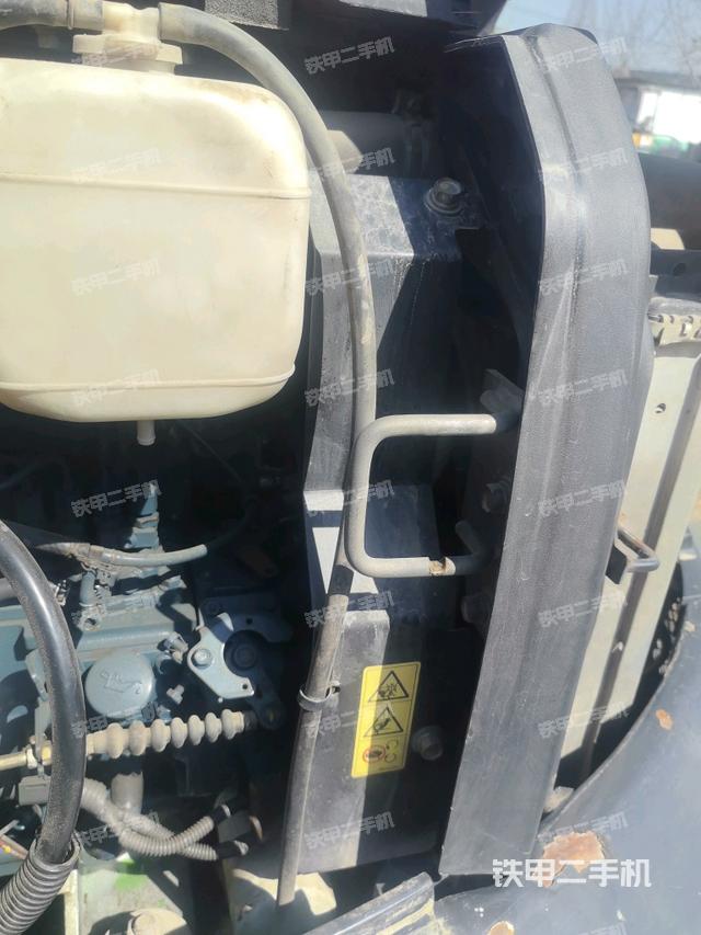 水箱+風(fēng)扇特寫(上車部件) 水箱+風(fēng)扇特寫(上車部件)