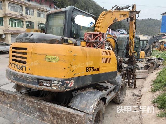 右后45(整機(jī)外觀) 右后45(整機(jī)外觀)