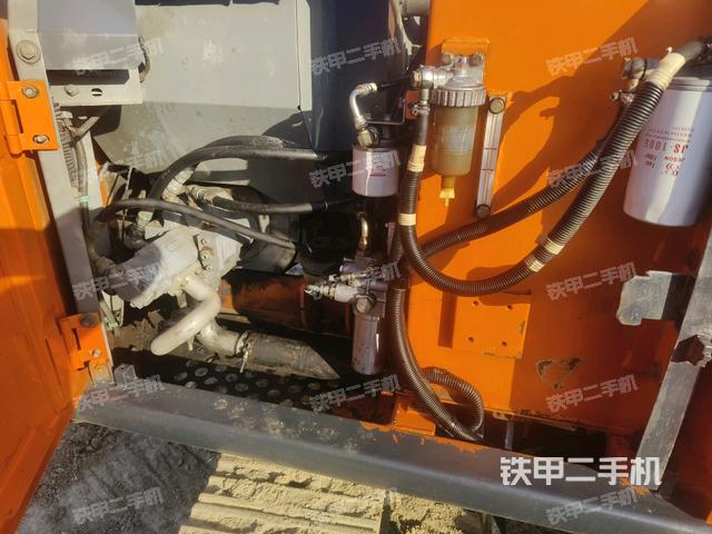 電瓶（大件艙室）