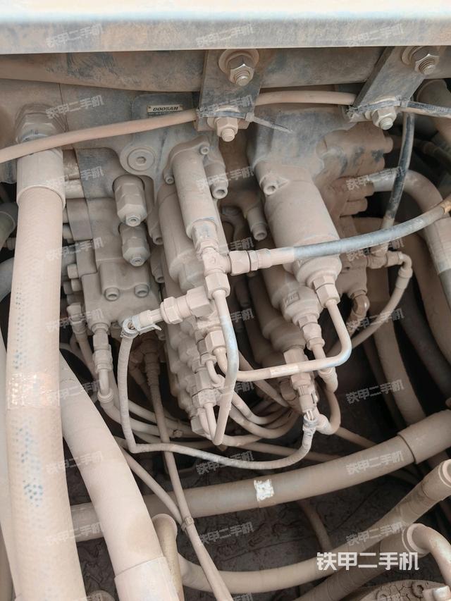 分配閥（上車部件）