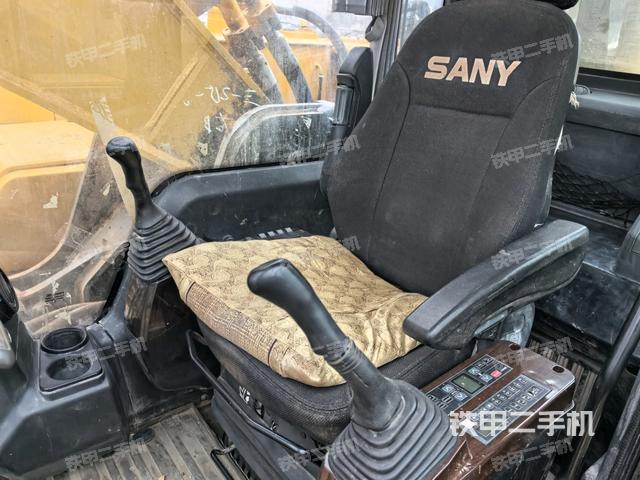 座椅左側(cè)控制臺(tái)/音響/含左手柄（駕駛室部分）