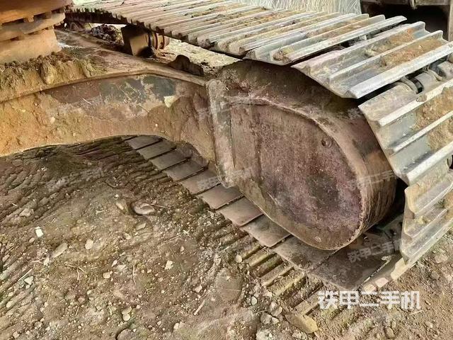 单侧履带整体（整机外观）