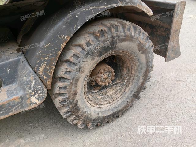 左驅(qū)動輪(行走機(jī)構(gòu)) 左驅(qū)動輪(行走機(jī)構(gòu))