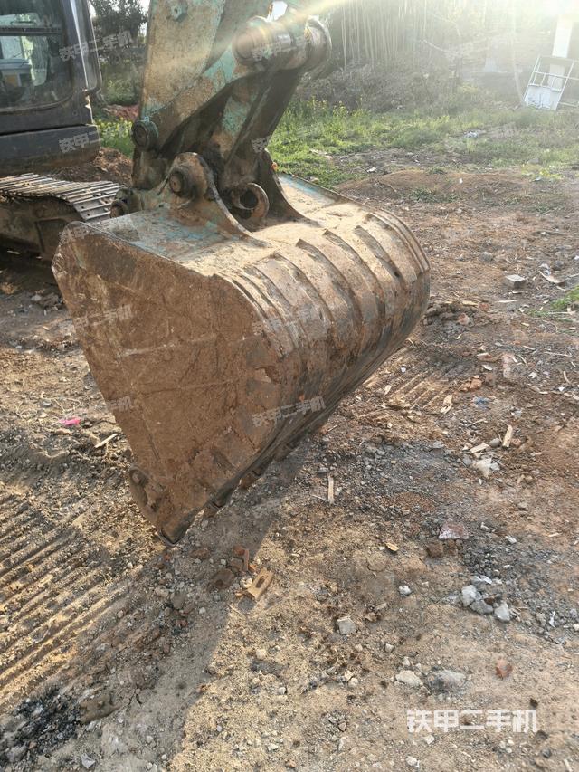 鏟斗45度（工作和回轉(zhuǎn)裝置）