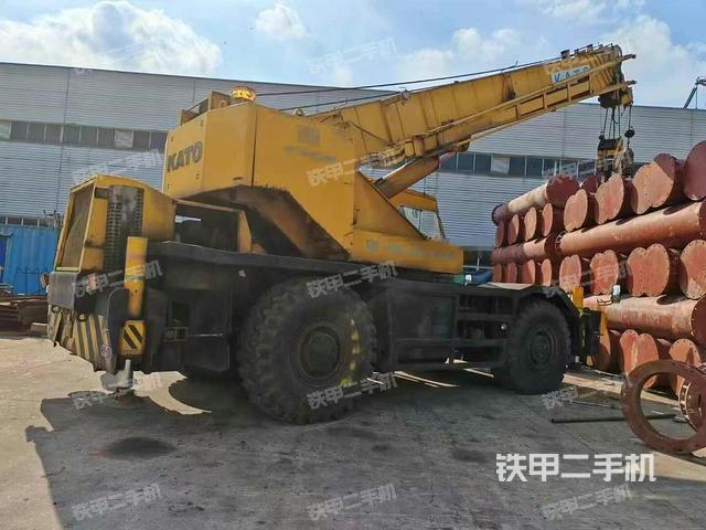 整機(jī)左側(cè)(設(shè)備外觀及核心部件) 整機(jī)左側(cè)(設(shè)備外觀及核心部件)