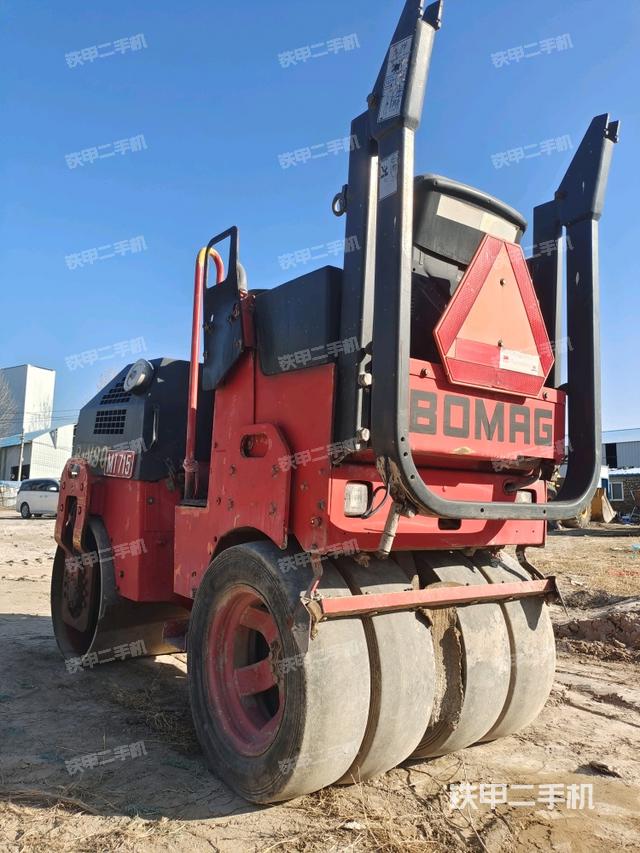 左后45°（壓路機整機外觀）